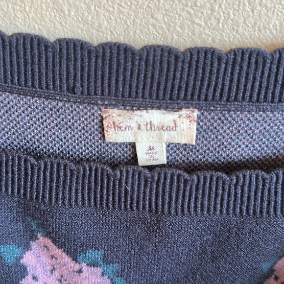 Hem & Thread Square Neck Floral Sweater Long Sleeve Charcoal Womens Size M - Picture 6 of 11